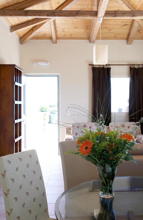 The Seasons Villas Mousata 部屋 写真